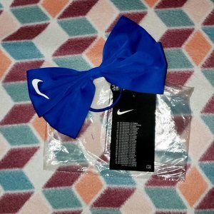 Nike bow
